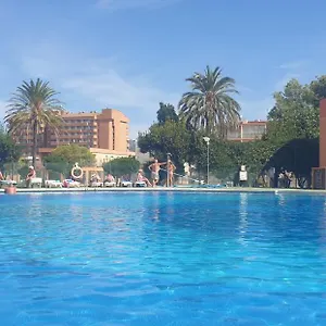 reformado-a-nuevo-3-piscinas-parking-y-wifi-gratuitos.topcostabravahotels.com/